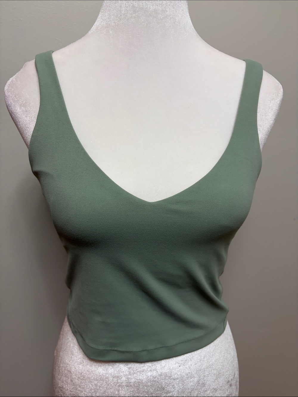Lululemon Align Cropped Tank Top - Green Sage / Mint - Size 6 - Picture 6 of 10
